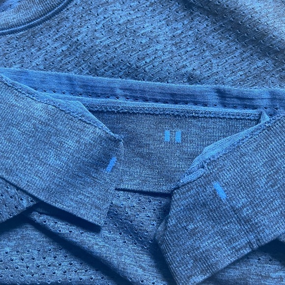 Lululemon Breeze By Muscle Tank Cerulean Blue Black 2016 Style: W1ADSS $58 Sz 6 - Picture 4 of 6